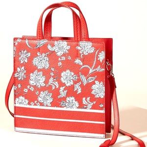 NWOT Anthropologie Alana Floral Painted Tote W/NO STRAP.